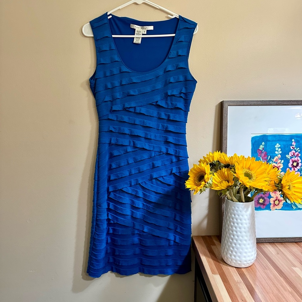 Elegant Blue Sleeveless Dress Size S